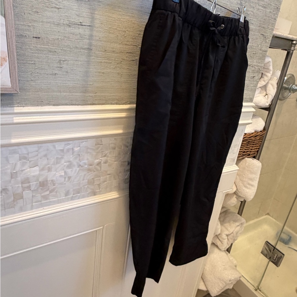 Large old navy stretchtech lightweight pants crop… - image 7